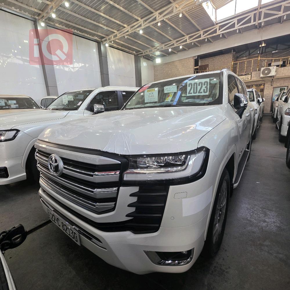 تويوتا لاندكروزر